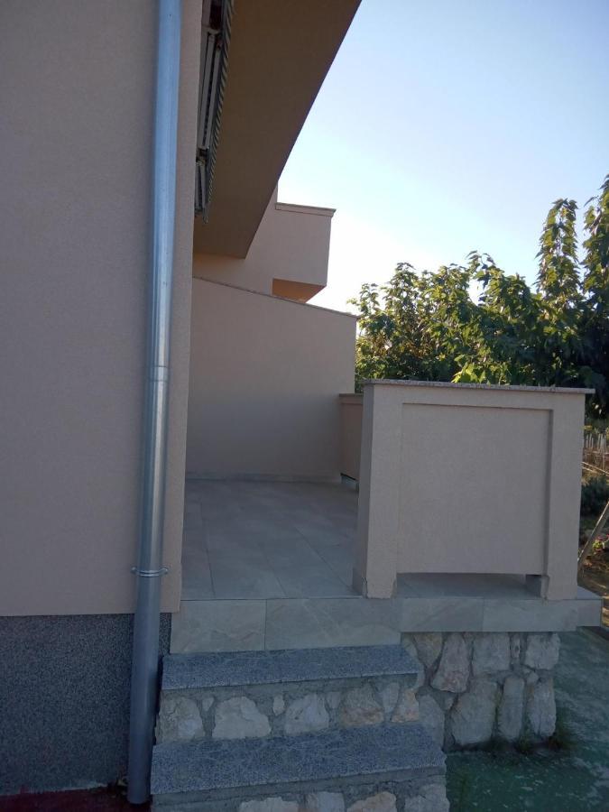 Apartmani Danijela Lopar Exterior foto